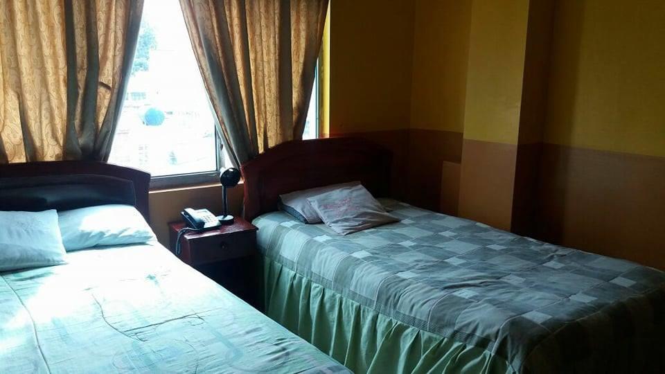 Hotel Real Madrid Riobamba Exterior foto